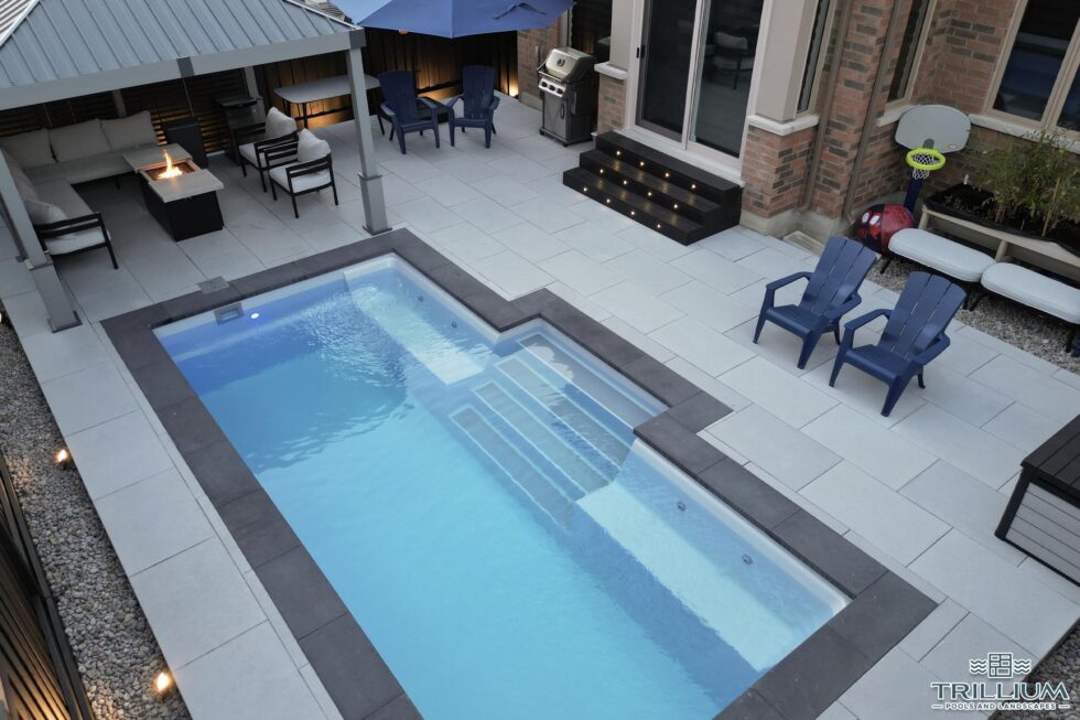 Trillium Pools and Landscapes - Pool and Patio