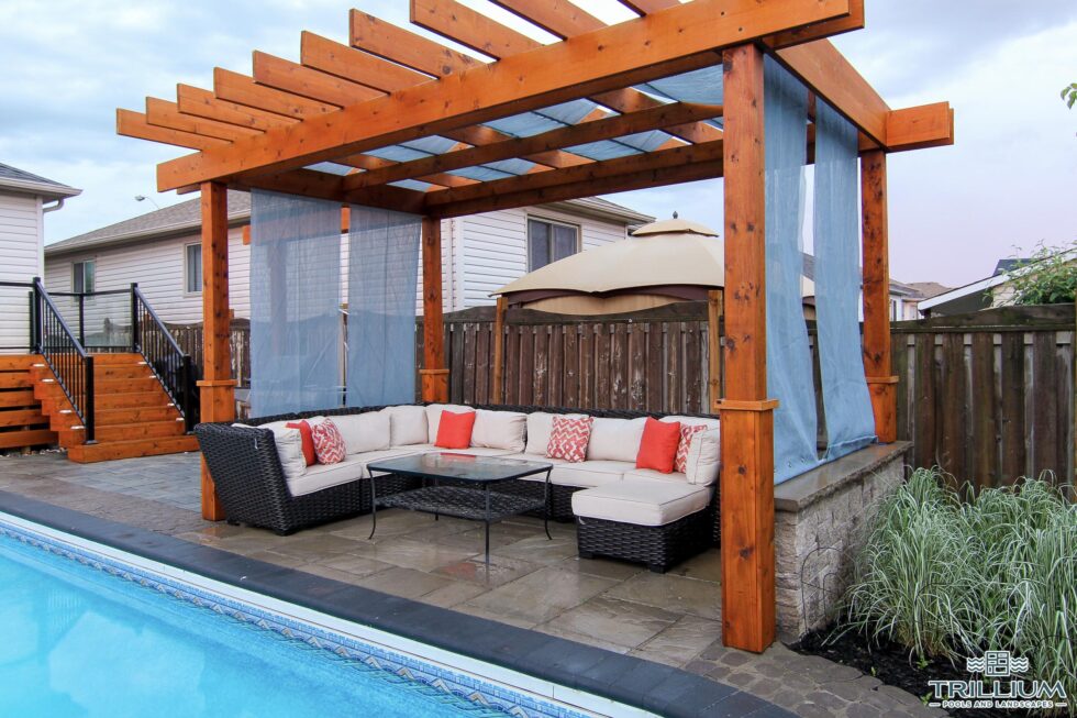 Trillium Pools and Landscapes - Pool and Patio